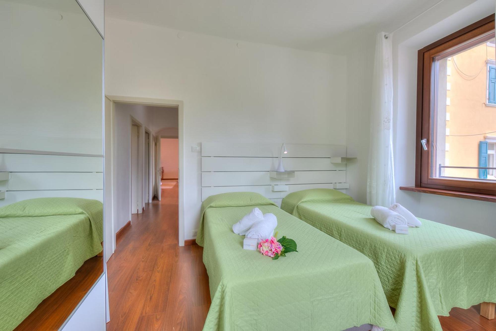 Residenza Rocca Del Lago 4 - Happy Rentals Riva del Garda Exteriör bild